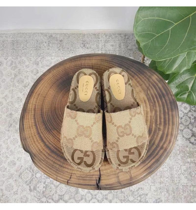 Women's platform slide sandal