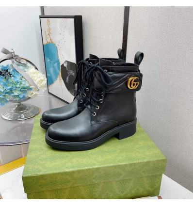 Women's ankle boot with Double G