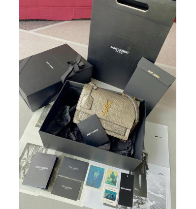 SUNSET CHAIN WALLET IN SMOOTH LEATHER